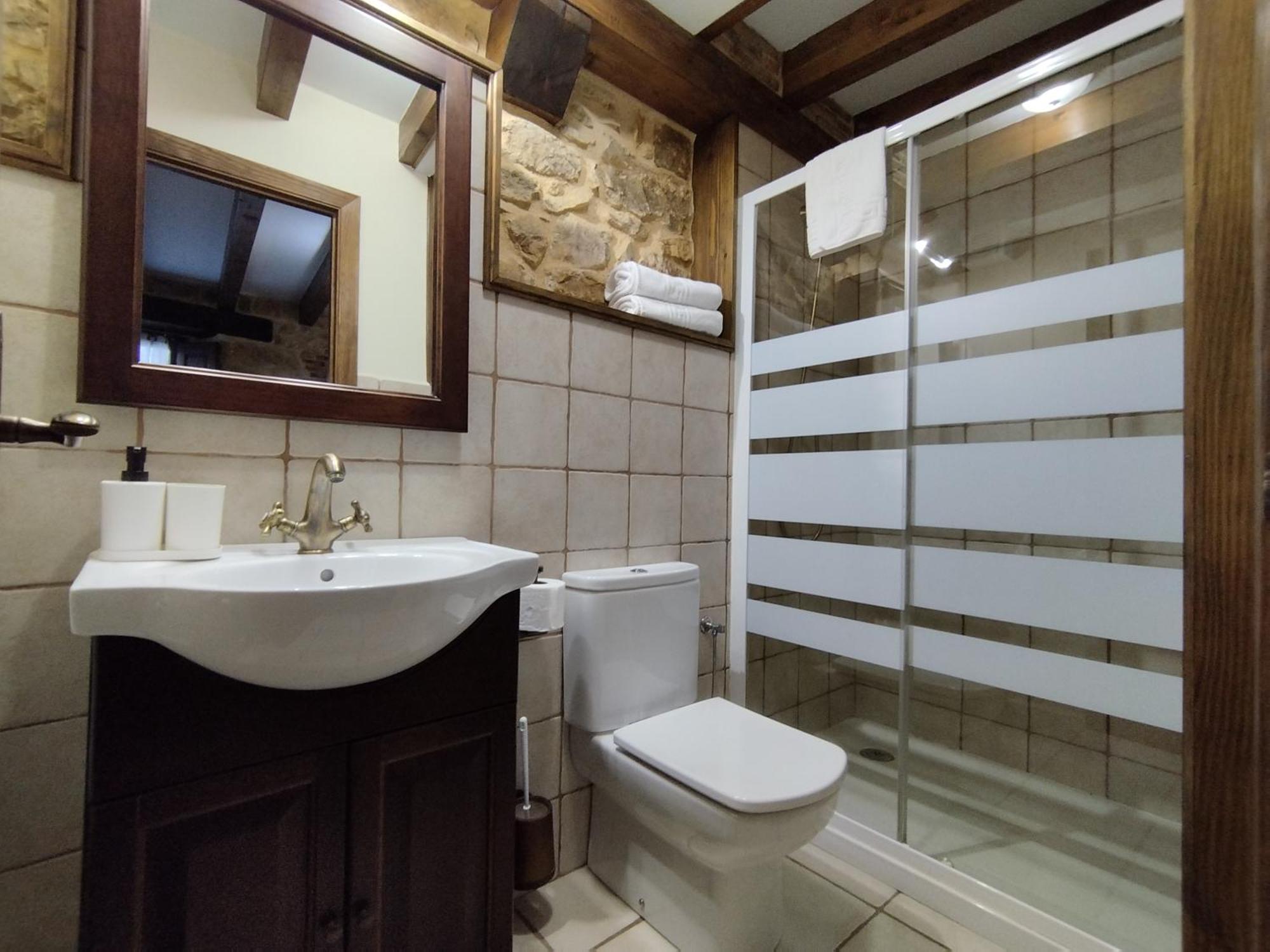 Apartamentos Legado De Santillana Santillana del Mar Exteriör bild
