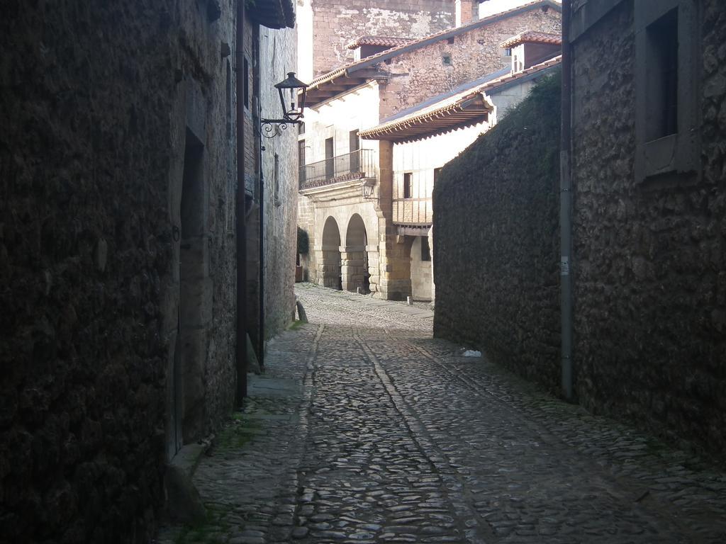 Apartamentos Legado De Santillana Santillana del Mar Exteriör bild