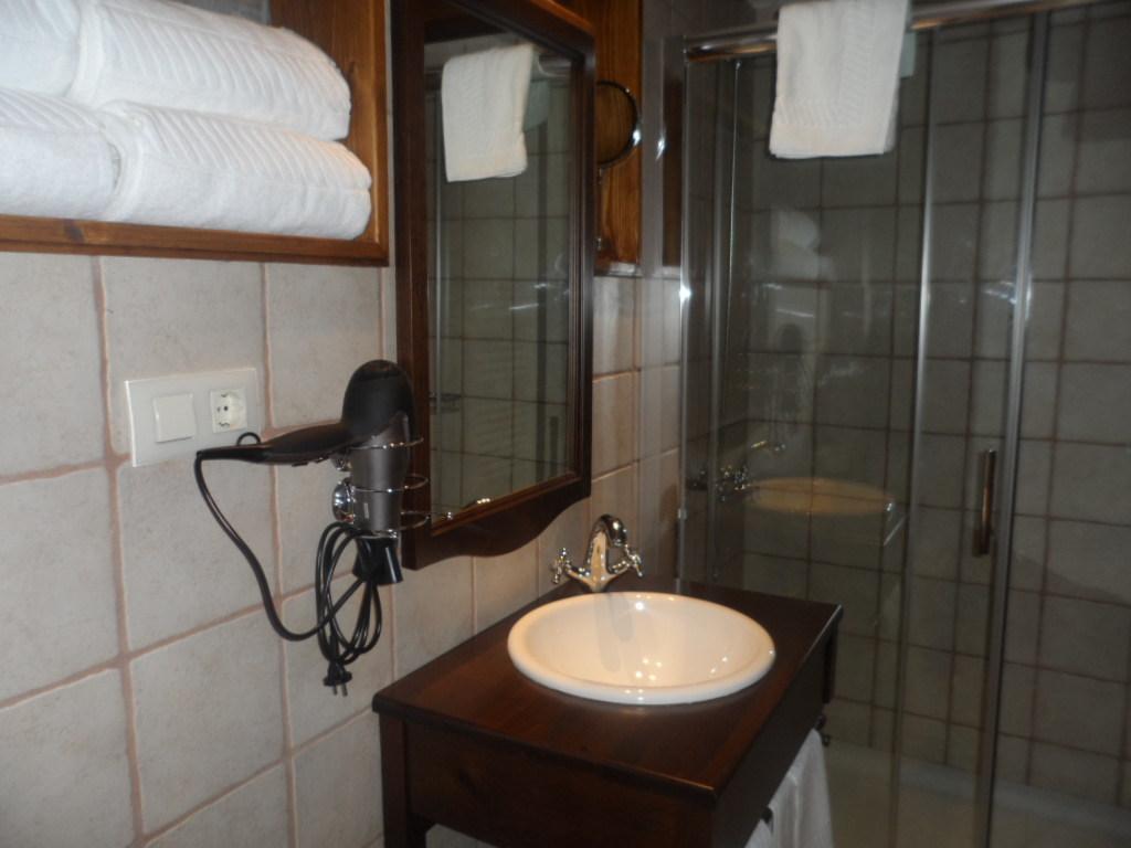 Apartamentos Legado De Santillana Santillana del Mar Rum bild