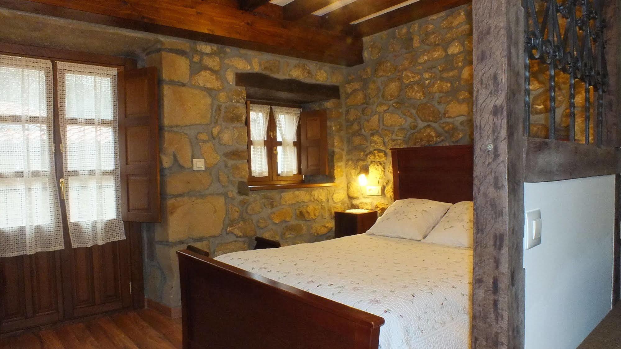 Apartamentos Legado De Santillana Santillana del Mar Exteriör bild