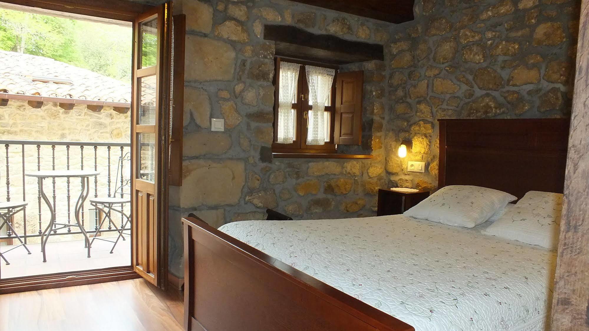 Apartamentos Legado De Santillana Santillana del Mar Exteriör bild