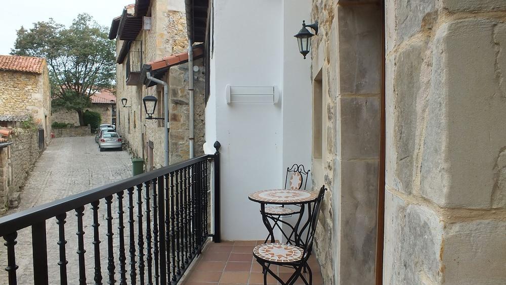 Apartamentos Legado De Santillana Santillana del Mar Exteriör bild